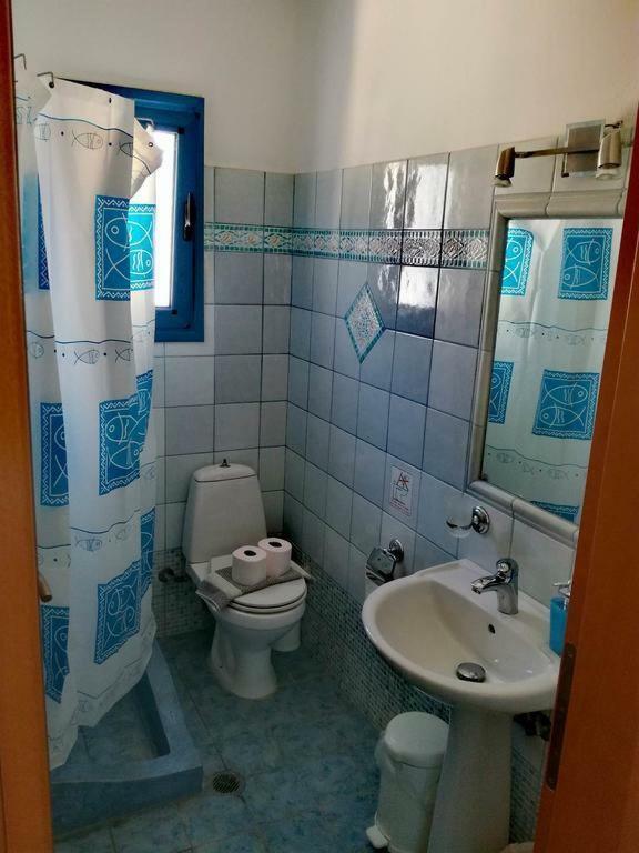 Ninemia Studios Szérifosz Kültér fotó